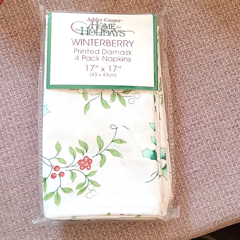 Pfaltzgraf Winterberry Damask Napkins